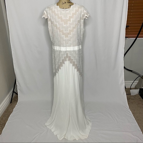 Tadashi Shoji Too White Gray Gown - Picture 8 of 13